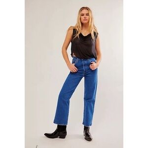 Free people Levis premium denim the ribcage straight blue jeans size 31